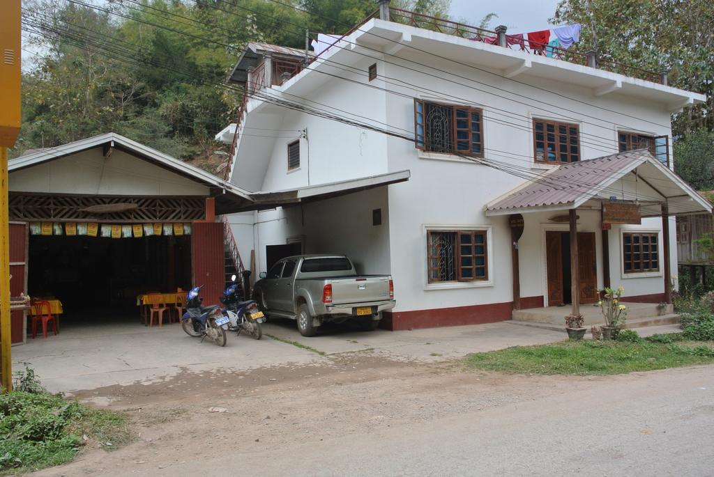 Syvongsack Guesthouse Muang Pakbèng Exterior foto