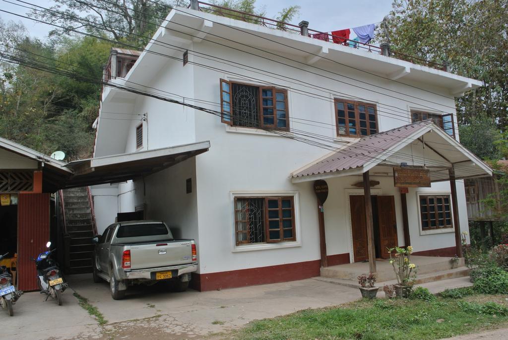 Syvongsack Guesthouse Muang Pakbèng Exterior foto